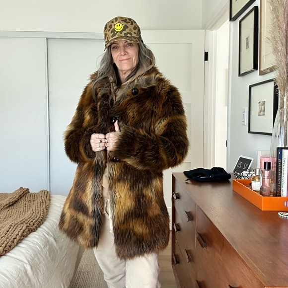 FAUX FUR COAT - Picture 4 of 4